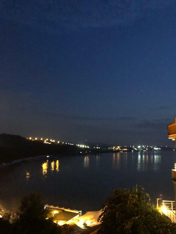 Erzurumlu Hotel Kilyos Esterno foto